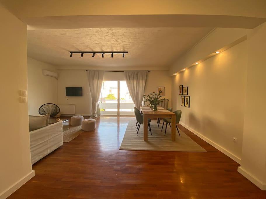 2-Bedroom Apartment In Athina Athén Kültér fotó