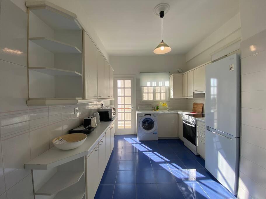 2-Bedroom Apartment In Athina Athén Kültér fotó